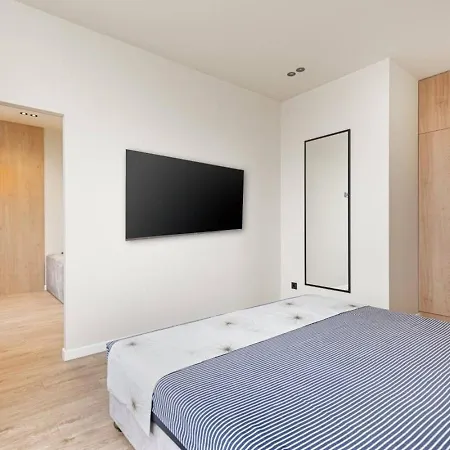 아파트 Noviy Bereg 1-bedroom *